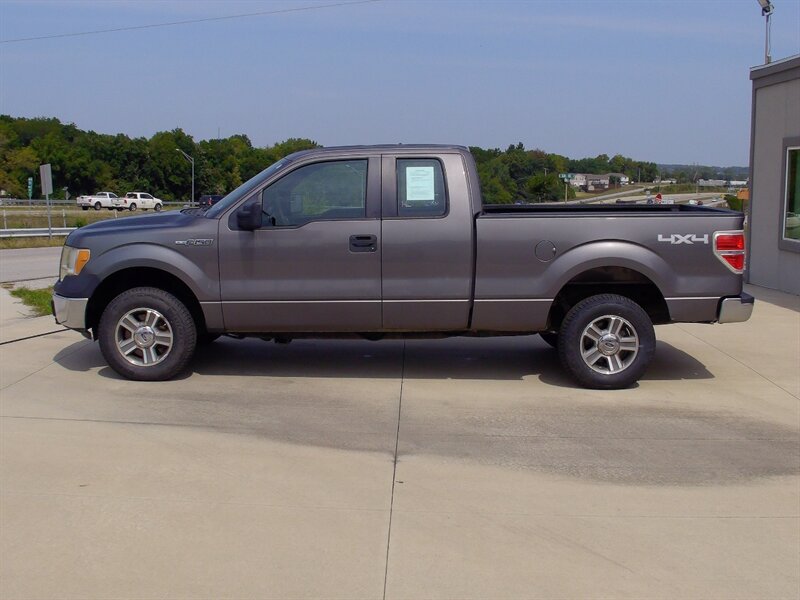 2013 Ford F-150 XLT - Photo 8 - Pleasant Valley, MO 64068