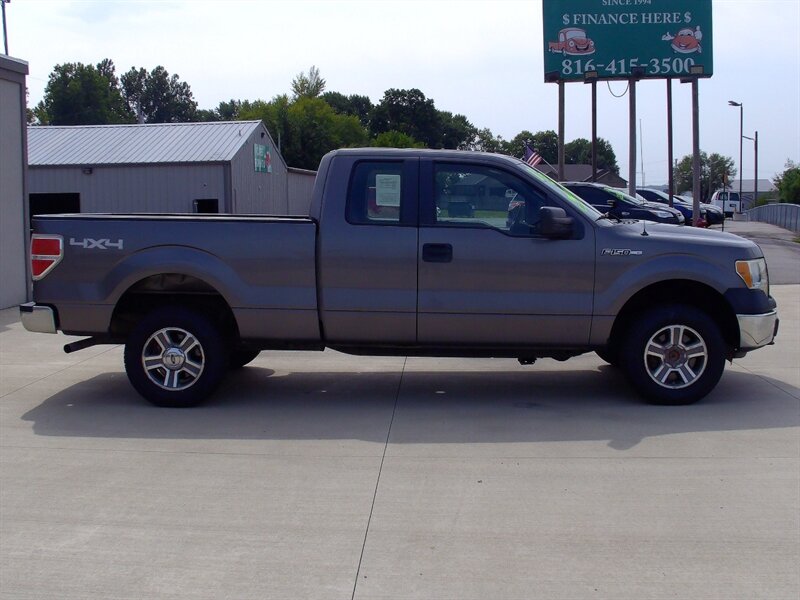 2013 Ford F-150 XLT - Photo 4 - Pleasant Valley, MO 64068