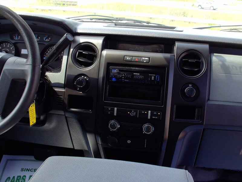 2013 Ford F-150 XLT - Photo 18 - Pleasant Valley, MO 64068