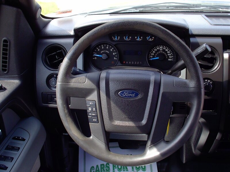 2013 Ford F-150 XLT - Photo 19 - Pleasant Valley, MO 64068