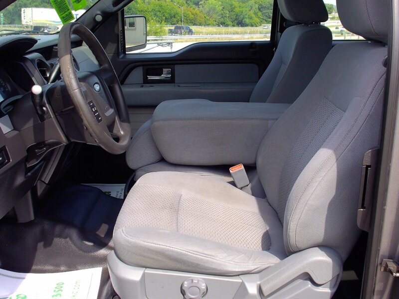 2013 Ford F-150 XLT - Photo 10 - Pleasant Valley, MO 64068