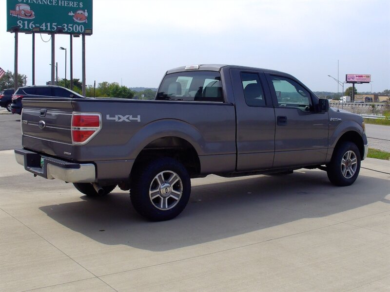 2013 Ford F-150 XLT - Photo 5 - Pleasant Valley, MO 64068