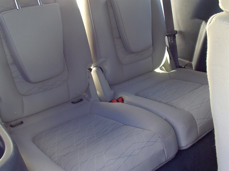2013 Ford Explorer - Photo 22 - Pleasant Valley, MO 64068