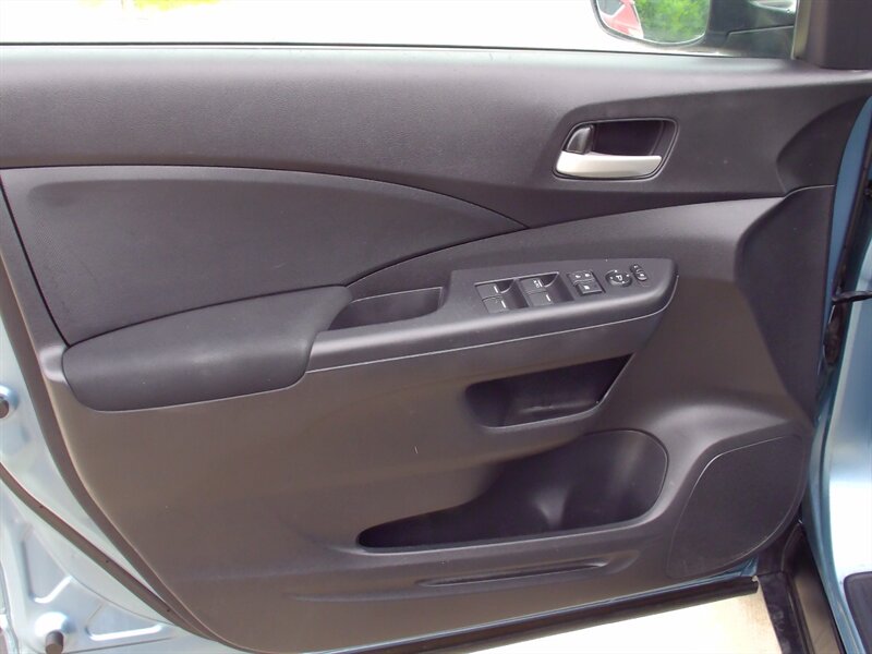 2014 Honda CR-V LX - Photo 11 - Pleasant Valley, MO 64068