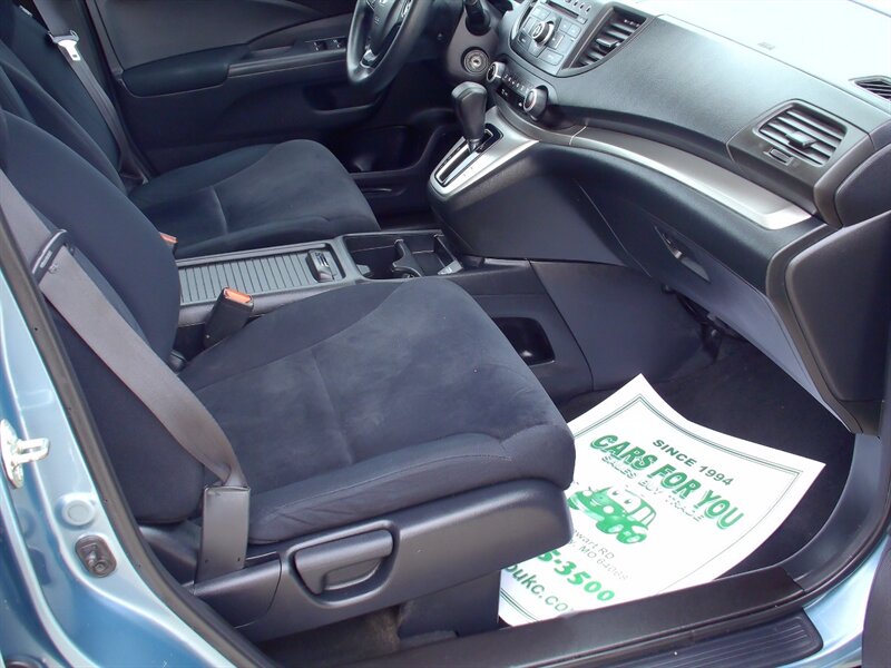 2014 Honda CR-V LX - Photo 14 - Pleasant Valley, MO 64068