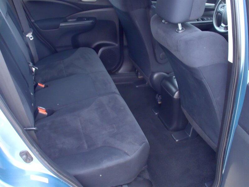 2014 Honda CR-V LX - Photo 17 - Pleasant Valley, MO 64068