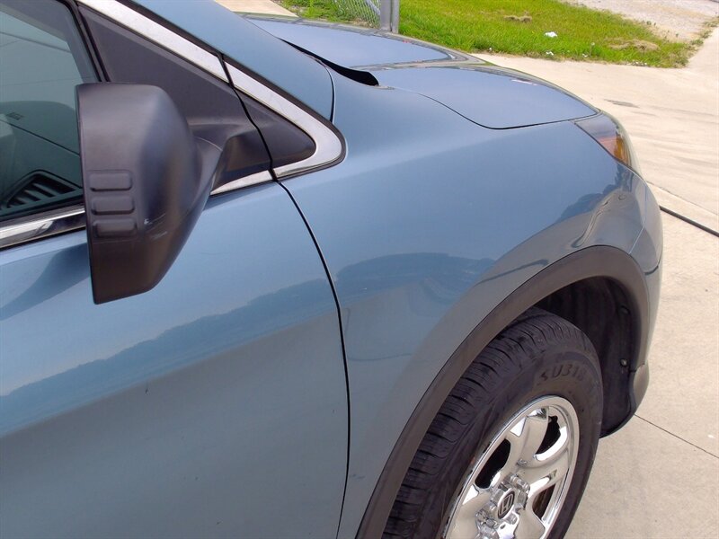 2014 Honda CR-V LX - Photo 31 - Pleasant Valley, MO 64068
