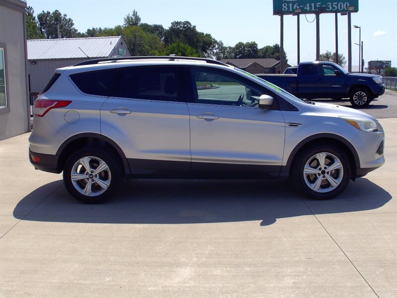 2013 Ford Escape SE - Photo 4 - Pleasant Valley, MO 64068