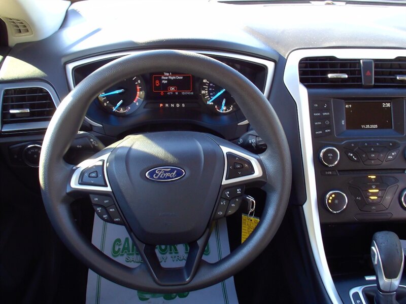 2016 Ford Fusion SE   - Photo 20 - Pleasant Valley, MO 64068