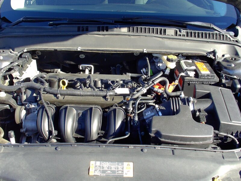 2016 Ford Fusion SE   - Photo 34 - Pleasant Valley, MO 64068