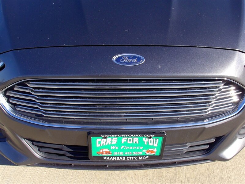 2016 Ford Fusion SE   - Photo 26 - Pleasant Valley, MO 64068