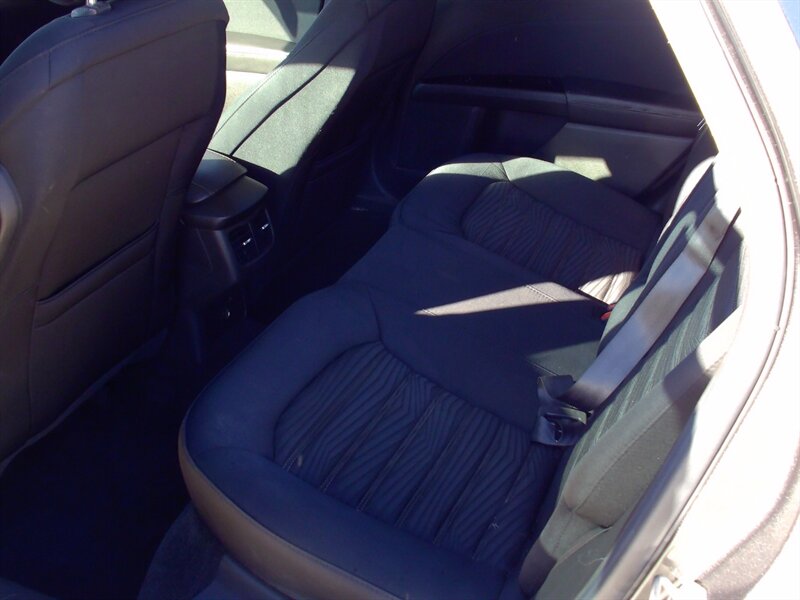 2016 Ford Fusion SE   - Photo 12 - Pleasant Valley, MO 64068