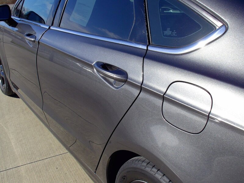 2016 Ford Fusion SE   - Photo 23 - Pleasant Valley, MO 64068