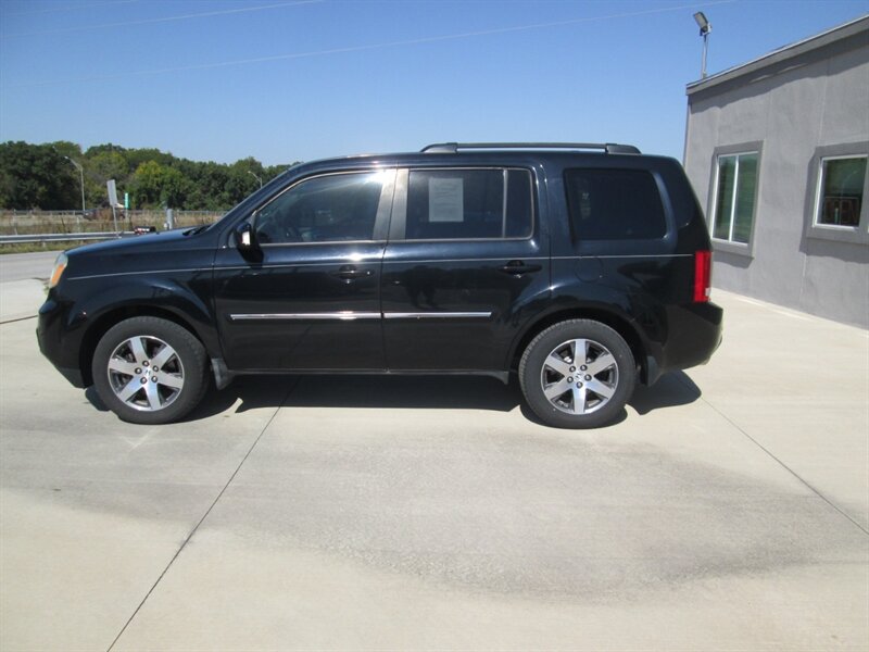 2012 Honda Pilot Touring   - Photo 8 - Pleasant Valley, MO 64068