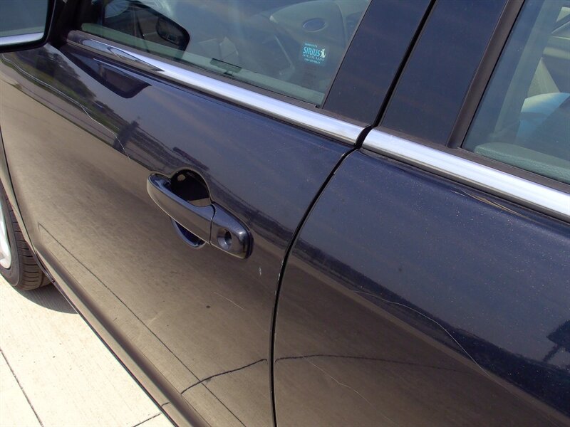 2011 Ford Fusion SE   - Photo 25 - Pleasant Valley, MO 64068