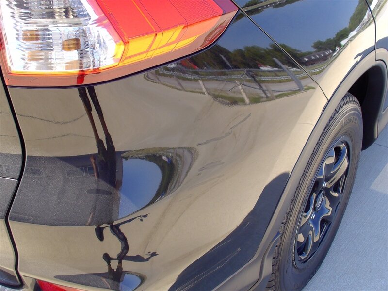 2015 Honda CR-V LX - Photo 31 - Pleasant Valley, MO 64068