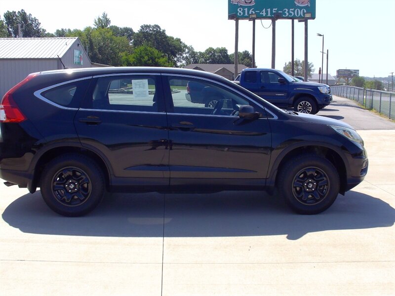 2015 Honda CR-V LX - Photo 4 - Pleasant Valley, MO 64068