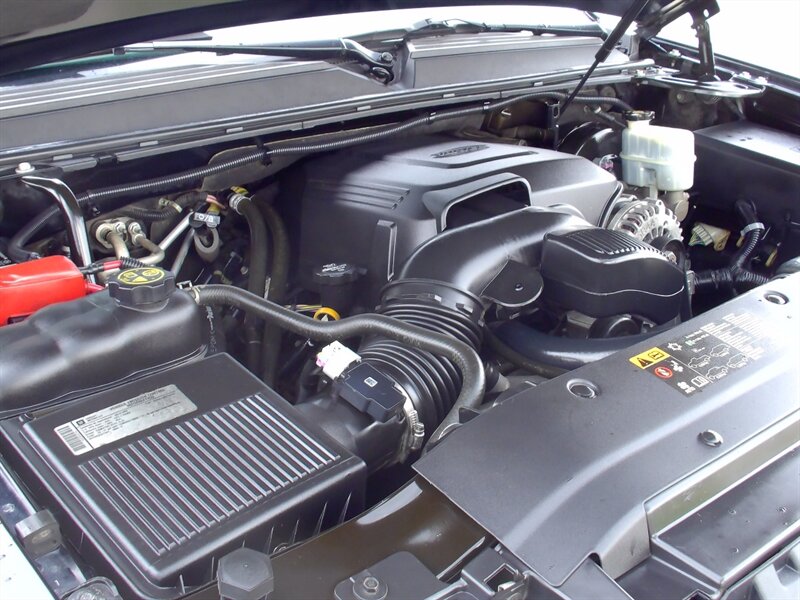 2012 GMC Yukon Denali   - Photo 40 - Pleasant Valley, MO 64068