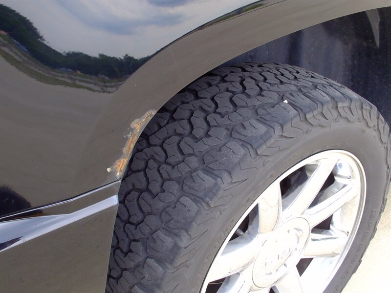 2012 GMC Yukon Denali   - Photo 35 - Pleasant Valley, MO 64068