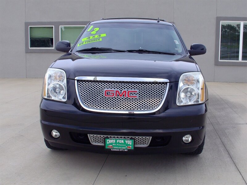 2012 GMC Yukon Denali   - Photo 2 - Pleasant Valley, MO 64068