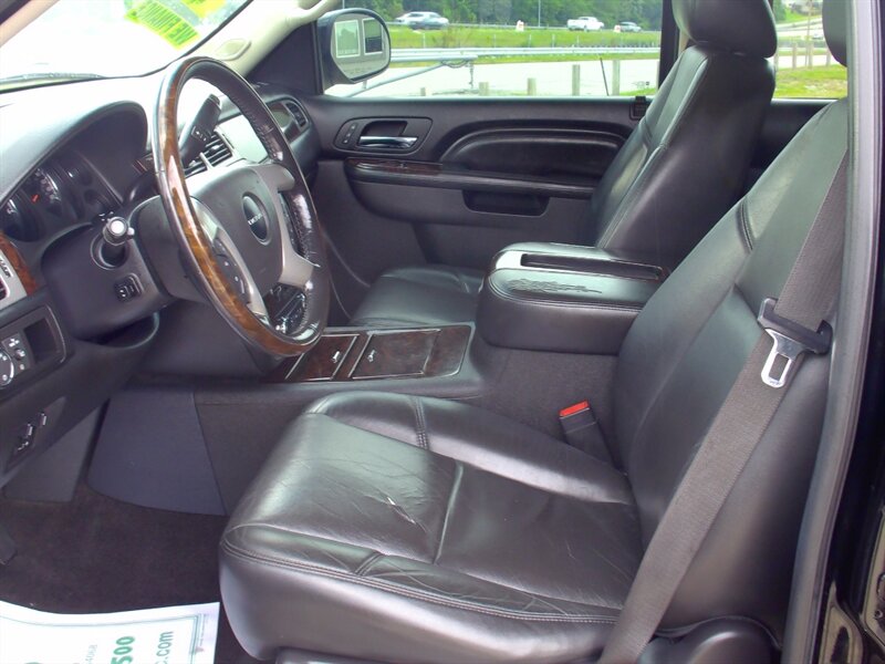 2012 GMC Yukon Denali   - Photo 10 - Pleasant Valley, MO 64068