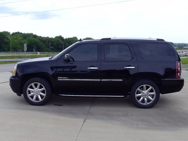 2012 GMC Yukon Denali   - Photo 8 - Pleasant Valley, MO 64068