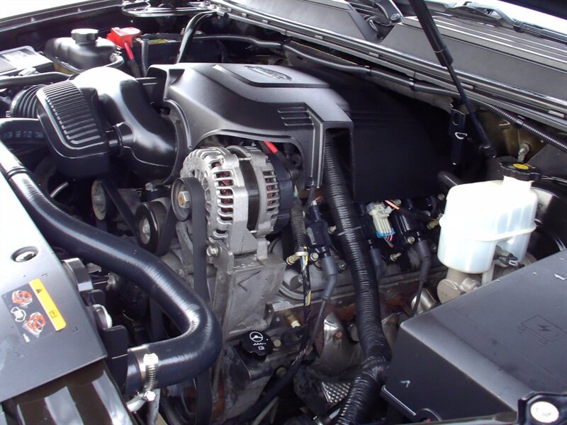 2012 GMC Yukon Denali   - Photo 41 - Pleasant Valley, MO 64068
