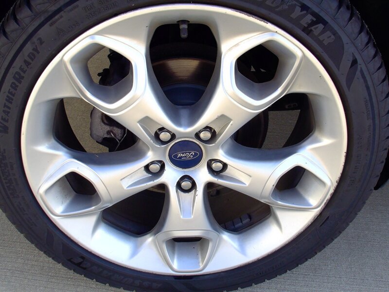 2014 Ford Escape Titanium - Photo 32 - Pleasant Valley, MO 64068