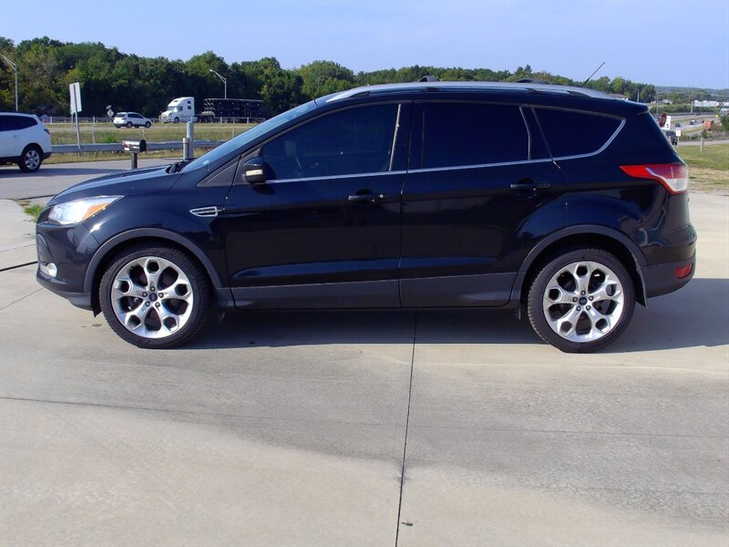 2014 Ford Escape Titanium - Photo 8 - Pleasant Valley, MO 64068