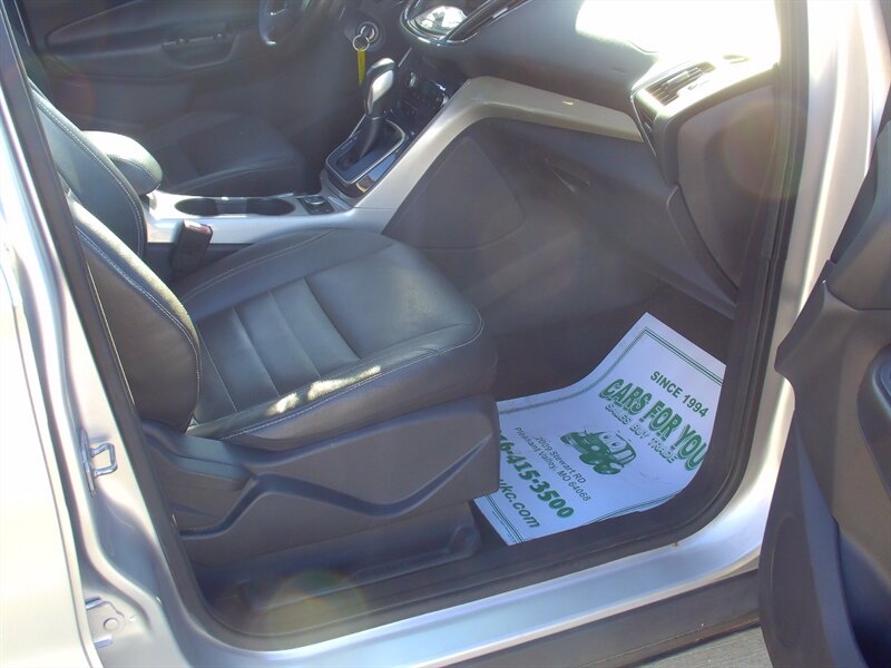 2013 Ford Escape SEL   - Photo 14 - Pleasant Valley, MO 64068