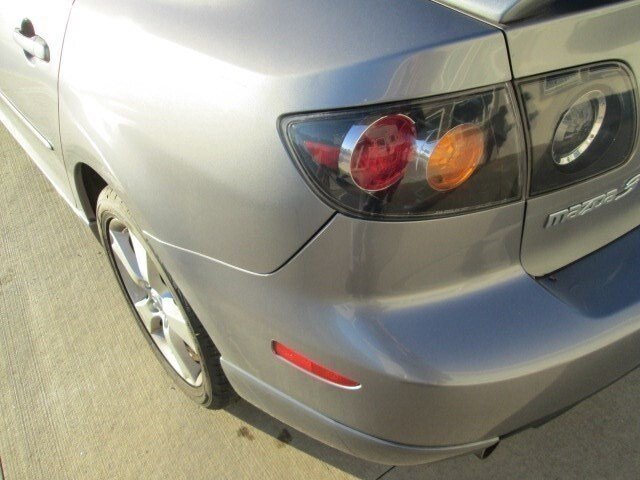 2006 Mazda MAZDA3 S   - Photo 20 - Pleasant Valley, MO 64068