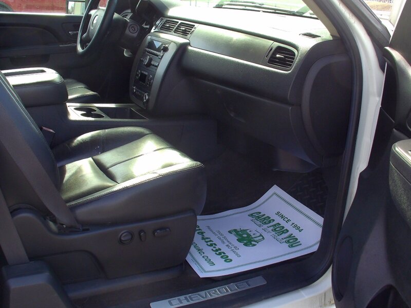 2012 Chevrolet Silverado 1500 LTZ   - Photo 14 - Pleasant Valley, MO 64068