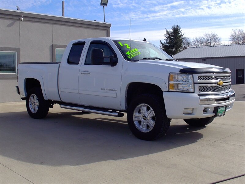 2012 Chevrolet Silverado 1500 LTZ   - Photo 3 - Pleasant Valley, MO 64068