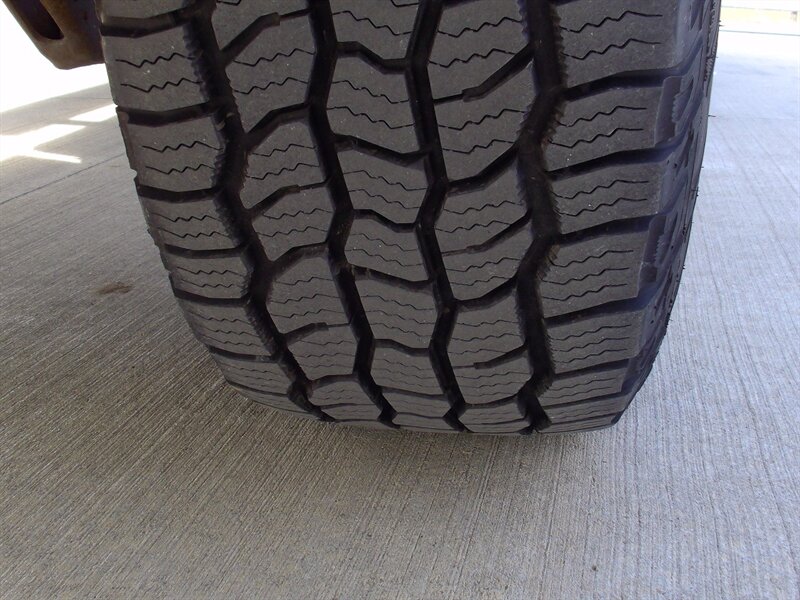 2012 Chevrolet Silverado 1500 LTZ   - Photo 33 - Pleasant Valley, MO 64068