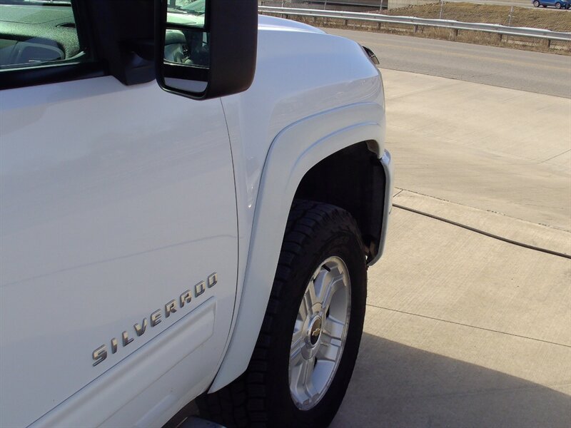 2012 Chevrolet Silverado 1500 LTZ   - Photo 29 - Pleasant Valley, MO 64068