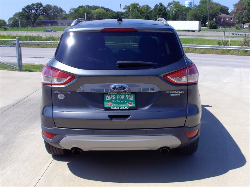 2016 Ford Escape Titanium - Photo 6 - Pleasant Valley, MO 64068