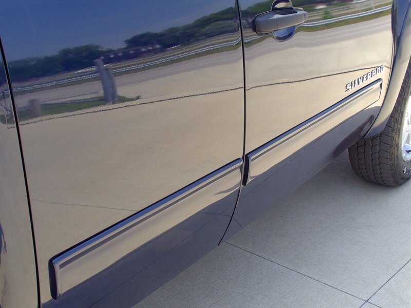 2010 Chevrolet Silverado 1500 LT   - Photo 32 - Pleasant Valley, MO 64068