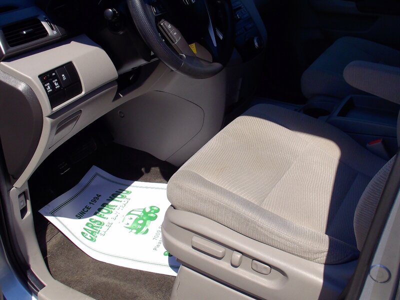 2013 Honda Odyssey EX - Photo 10 - Pleasant Valley, MO 64068