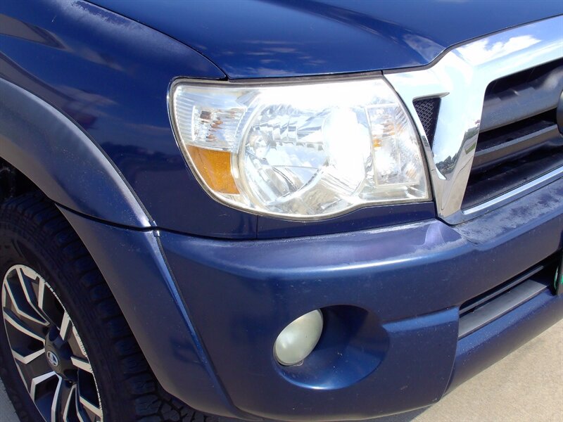 2006 Toyota Tacoma V6 V6 4dr Access Cab - Photo 30 - Pleasant Valley, MO 64068