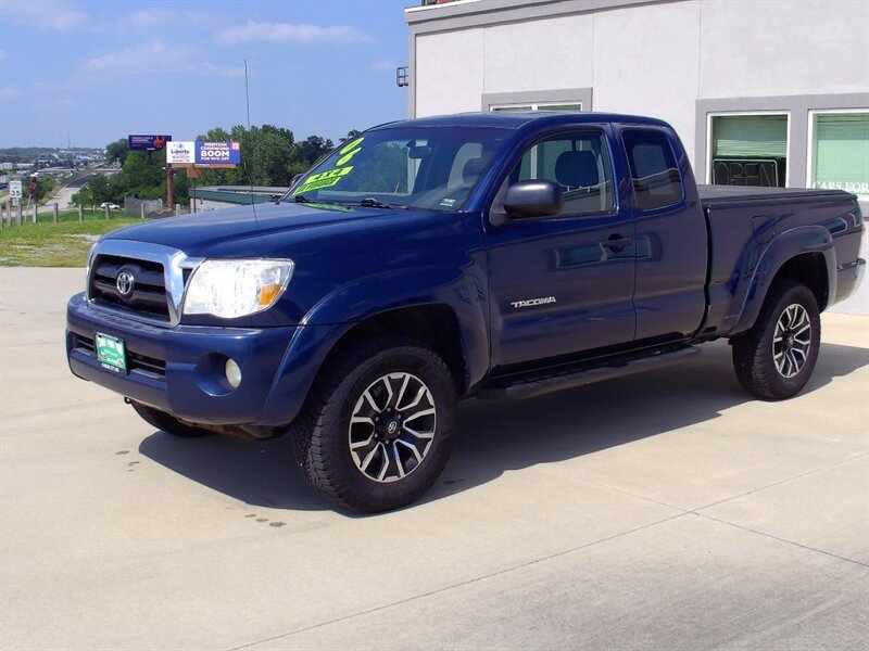 2006 Toyota Tacoma V6 V6 4dr Access Cab  