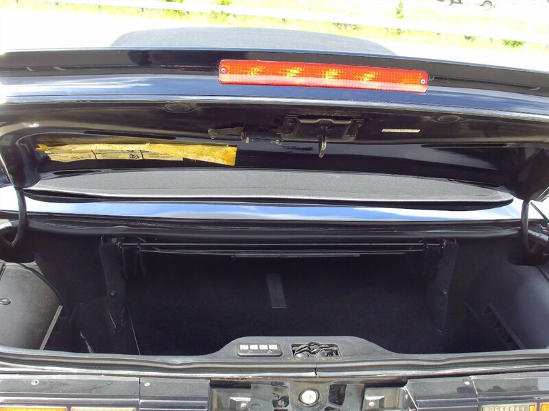 1988 Chevrolet Camaro IROC Z   - Photo 26 - Pleasant Valley, MO 64068