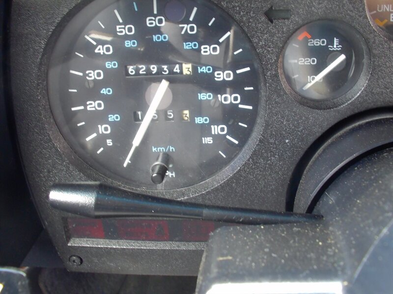 1988 Chevrolet Camaro IROC Z   - Photo 24 - Pleasant Valley, MO 64068