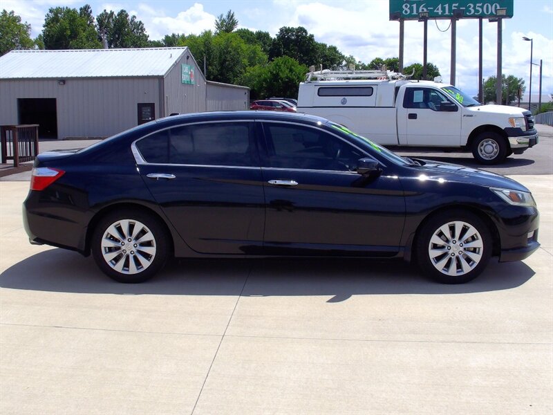 2013 Honda Accord EX-L V6 - Photo 4 - Pleasant Valley, MO 64068