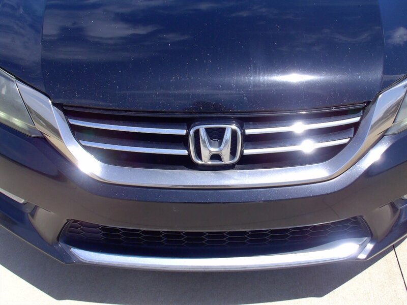 2013 Honda Accord EX-L V6 - Photo 27 - Pleasant Valley, MO 64068