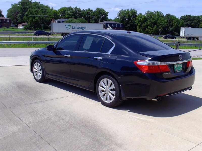 2013 Honda Accord EX-L V6 - Photo 7 - Pleasant Valley, MO 64068