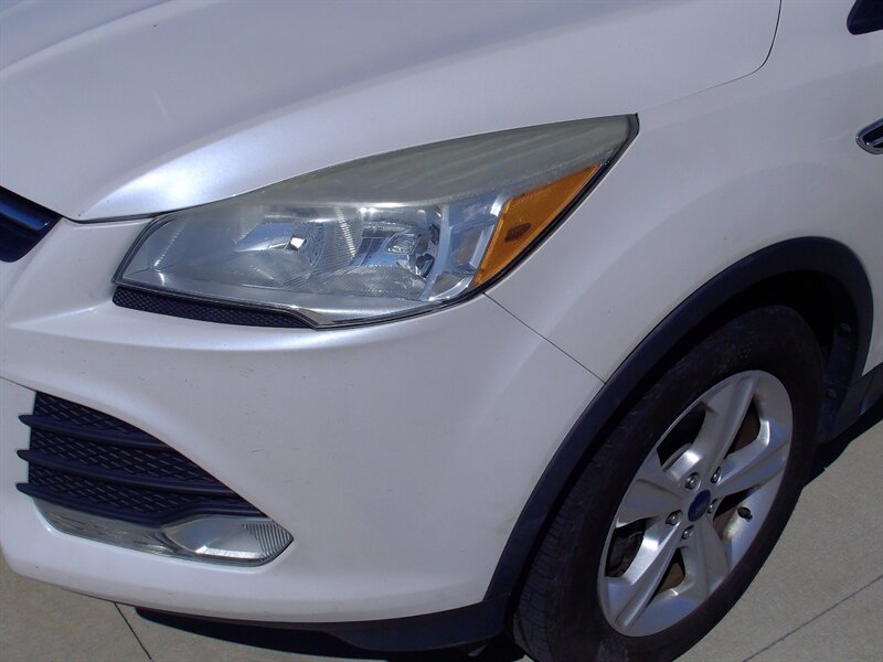 2013 Ford Escape SE   - Photo 25 - Pleasant Valley, MO 64068