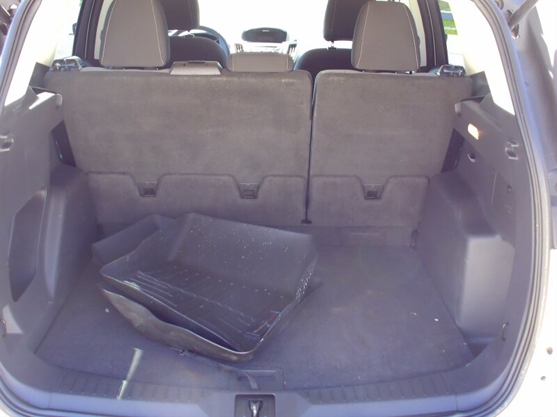 2013 Ford Escape SE   - Photo 21 - Pleasant Valley, MO 64068