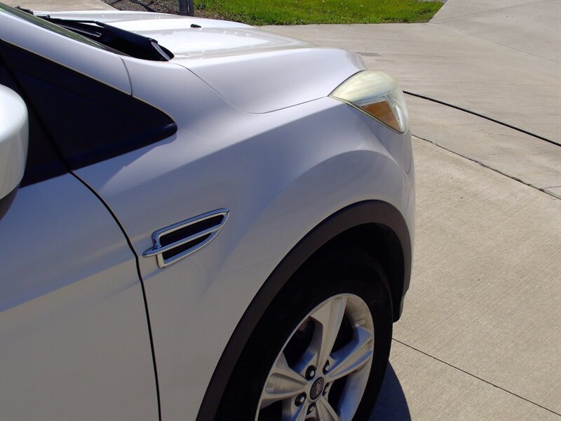 2013 Ford Escape SE   - Photo 29 - Pleasant Valley, MO 64068