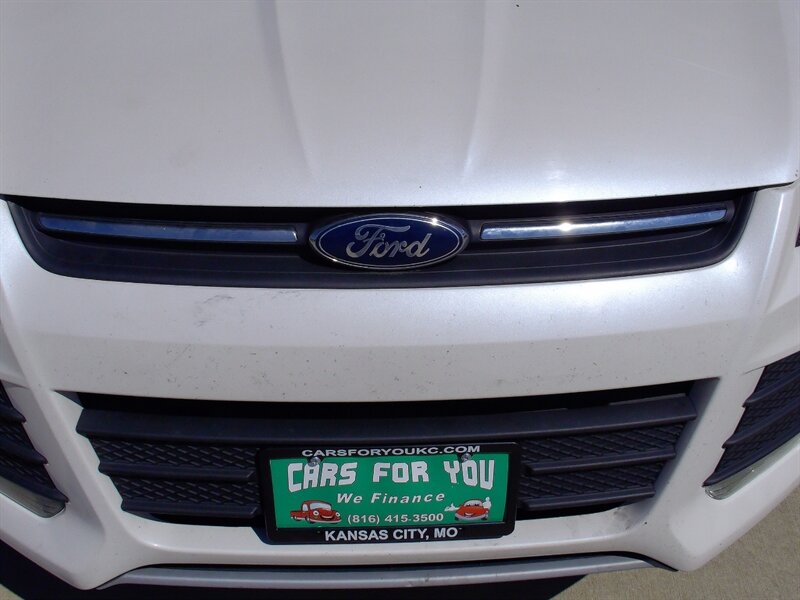 2013 Ford Escape SE   - Photo 26 - Pleasant Valley, MO 64068