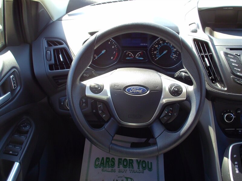2013 Ford Escape SE   - Photo 20 - Pleasant Valley, MO 64068